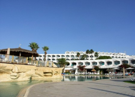 Un des nombreux complexes hôtelliers situé dans le GFC